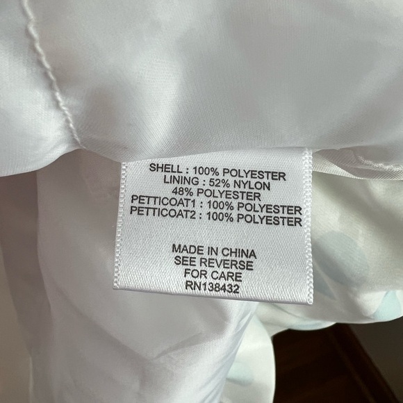 Geode Sleeveless Polka Dot Dress - Picture 11 of 12